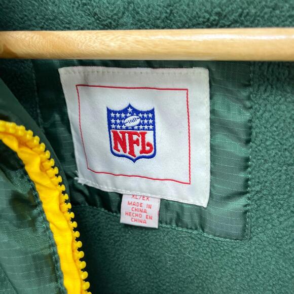 Vintage NFL Green Bay Packers Puffer Jacket XL Fleece Lined - Picture 7 of 11